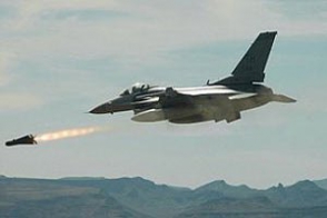 Французские ВВС нанесли массированный удар по ИГ в Сирии (видео)