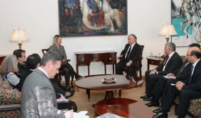 Բրիջիթ Բրինքն ասել է, որ ԼՂ խնդրի կարգավորման շուրջ քննարկումներն այլ ձևաչափեր տեղափոխելու փորձերը վնասակար են