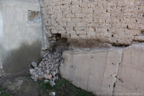 Փլուզման վտանգ Տիգրան Մեծի պողոտայում (լուսանկարներ)