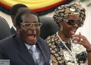 Жену президента Зимбабве заподозрили в захвате власти в стране