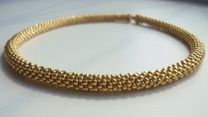 2.600.000-ն ու 900.000-ի ոսկյա զարդերը գողացել էր դուստրը