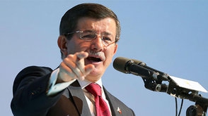 Давутоглу назвал «предательством» встречу курдского политика с Лавровым