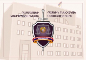 Ոստիկանները քաղաքացիների բաճկոնների գրպանները թմրամիջոց են գցել