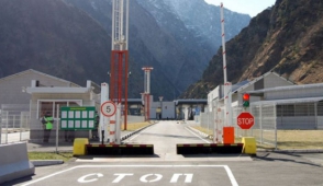 Из-за метели труднопроходим Варденяцский перевал