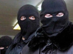 Ավազակություն` մի խումբ անձանց նախնական համաձայնությամբ