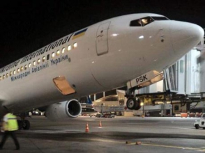 Украинский самолет «встал на дыбы» в аэропорту Тель-Авива