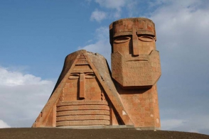 Ղարաբաղում տարածքային զիջումների գնալը կհանգեցնի հասարակական պայթյունի
