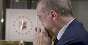 Слезы Эрдогана: Турция добивается от США выдачи мятежника Гюлена (видео)