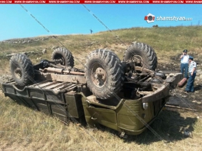 Տավուշում պայմանագրային զինծառայողը ԳԱԶ-66-ով գլխիվայր շրջվել է. կան վիրավորներ