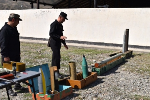 Ցուցադրական պարապմունքներ 1-ին բանակային զորամիավորումում (լուսանկարներ)