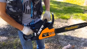 Վիճաբանող ամուսինը բենզասղոցով հարձակվել է ոստիկանների վրա