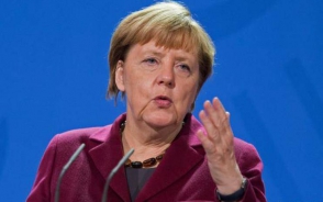 Меркель заявила об угрозе российских кибератак во время выборов в Бундестаг (видео)