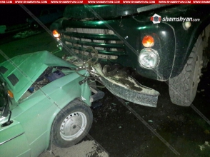 Գյումրիում բախվել են 06-ն ու Գյումրու քաղաքապետարանի աղբատար ավտոմեքենան. կա վիրավոր