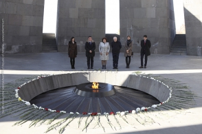 ԵԽԽՎ Եվրոպական պահպանողականների խմբի ղեկավարն այցելել է Ծիծեռնակաբերդ (լուսանկար)