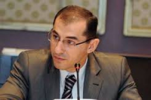 Կարեն Կարապետյանը՝ ֆինանսների նախարարին. «Երևում է` ամբողջ գիշեր աշխատել եք, հա՞»