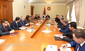 Բակո Սահակյանն ընդլայնված խորհրդակցություն է հրավիրել՝ նվիրված սահմանադրական փոփոխություններին