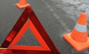 «Ալմաստ» գործարանի մոտ թիվ 58 երթուղին սպասարկող «ԳԱԶել»-ը բախվել է «Opel»-ին, այնուհետև` պատին․ ուղևորներ հոսպիտալցվել են