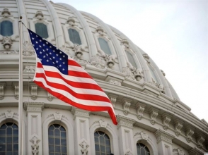 Группа сенаторов призвала Трампа ужесточить санкции против Ирана