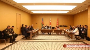 Բաթումիում հանդիպել են Վրաստանի, Թուրքիայի և Ադրբեջանի պաշտպանության նախարարները