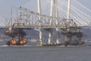 В Нью-Йорке взорвали часть моста через Гудзон