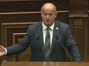 Депутат от «Моего шага» Овик Агазарян предлагает судить не выплачивающих кредиты (видео)