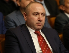 Հեղափոխական ինքնախոստովանություն