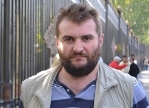 Կեցցե՛ գերագույն գլխավոր հրամանատար Նիկոլ Փաշինյանը ու նրա ռազմական հանճարը