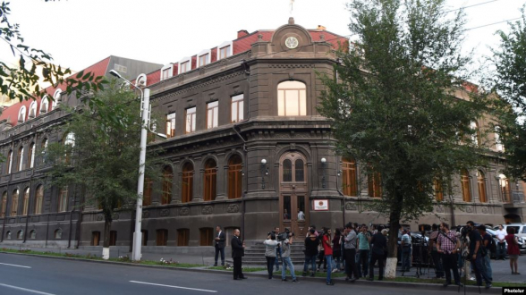 Власти попытаются отнять у Республиканской партии здание на ул. Мелик-Адамяна – «Грапарак»