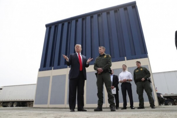 Суд разрешил Трампу взять $2,5 млрд у Пентагона на строительство стены