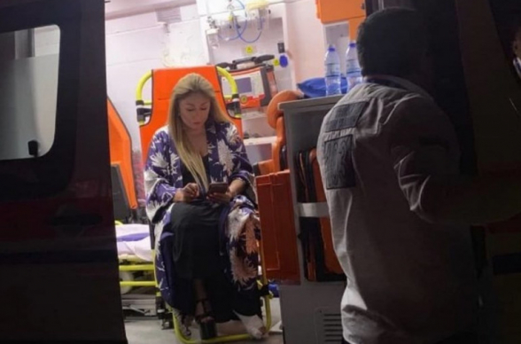 Անիտա Ցոյին Բաքվում անցկացվող «Жара» փառատոնից շտապօգնության մեքենայով տեղափոխել են հիվանդանոց (տեսանյութեր)