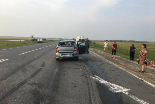 Микроавтобус из Армении попал в ДТП под Тюменью: 1 человек погиб, 6 – пострадали