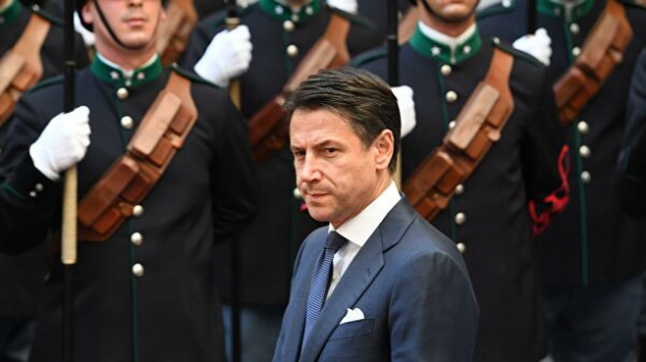 Президент Италии принял отставку премьер-министра страны