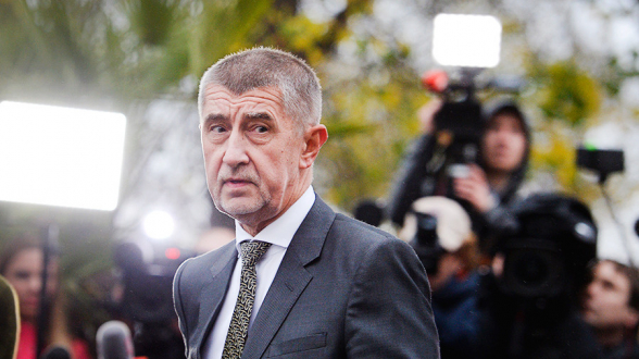 В Чехии остановили расследование по уголовному делу против премьера