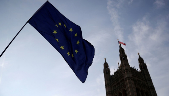 Еврокомиссия заявила о готовности ЕС изучить возможность переноса даты «Brexit»