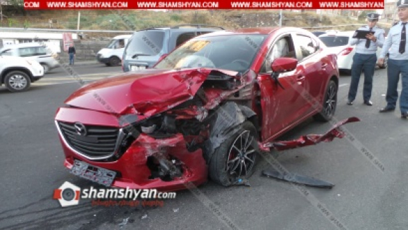 Երևանում բախվել են՝ Mazda-ն, Opel-ը և Lada-ն. կա 5 վիրավոր