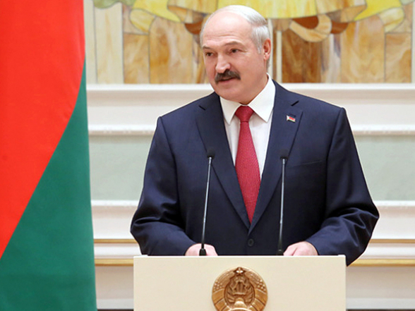 Лукашенко рассказал о «пользе» женщин в парламенте