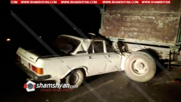 Արարատում 29–ամյա վարորդը ГАЗ 3102 մեքենայով մխրճվել է բեռնատար ЗИЛ-ի մեջ. կա վիրավոր