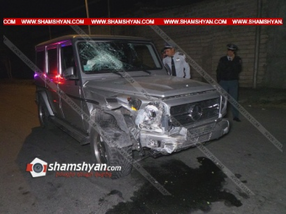 Երևանում բախվել են Mercedes G500-ն ու Mercedes E300-ը. կա վիրավոր