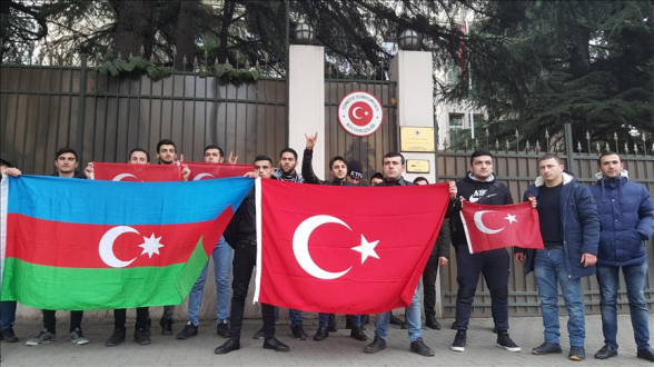 Ակցիա Թբիլիսիում՝ ի աջակցություն Սիրիայում Թուրքիայի գործողությունների