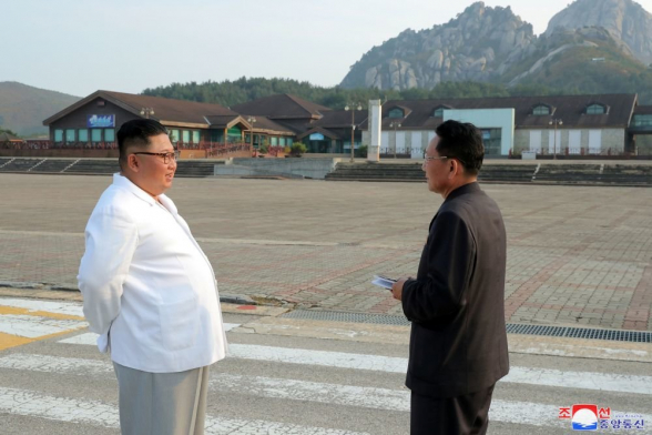 Ким Чен Ын приказал снести южнокорейские сооружения на популярной у туристов горе Кымгансан