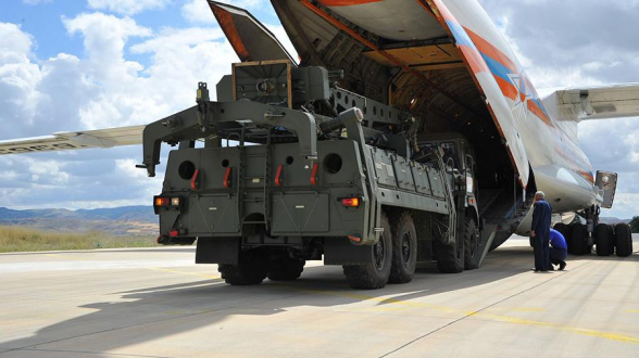 Турция заявила о намерении использовать С-400 вопреки угрозам США