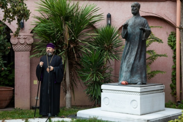 Թուրքիայում տեղադրվել է Կոմիտասի արձանը