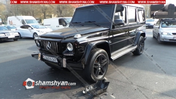 Երևանում բախվել են Mercedes G55-ը, Hyundai Sonata-ն և 07-ը. կա վիրավոր (տեսանյութ)