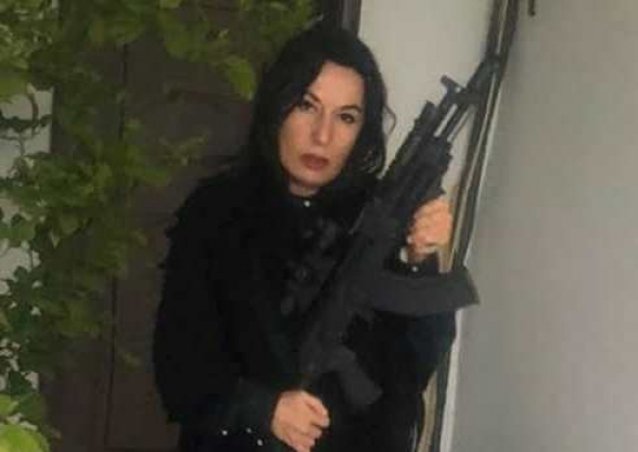 Մի տարբերակ էլ ես հուշեմ՝ «գնդակահարեք» ՍԴ դատավորներին. չկա մարդ, չկա պրոբլեմ