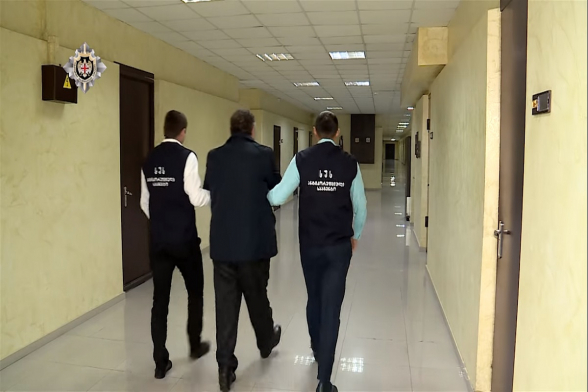 Նինոծմինդայի քաղաքապետարանի հայ աշխատակիցը ձերբակալվել է խոշոր չափի կաշառք վերցնելու մեղադրանքով (տեսանյութ)