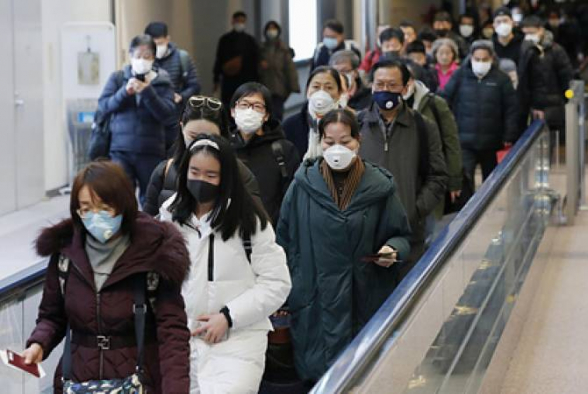 В Китае ежедневно производят 20 млн защитных масок