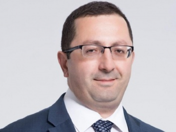 Իմքայլական Հովհաննես Հովհաննիսյանը Ռոբերտ Քոչարյանին կալանք տված դատավորին համարում է՝ «․․․կամակատար ոչխար․․»