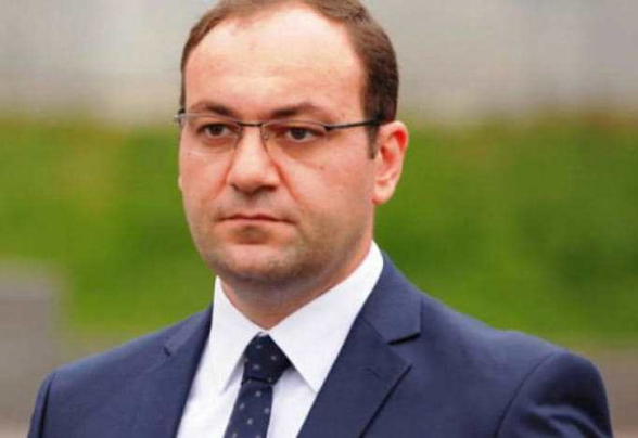 Դուք հիմա իսկապե՞ս կարծում եք, որ դատավորներին չեք ստիպում «կամավոր» ընտրել թոշակի տարբերակը