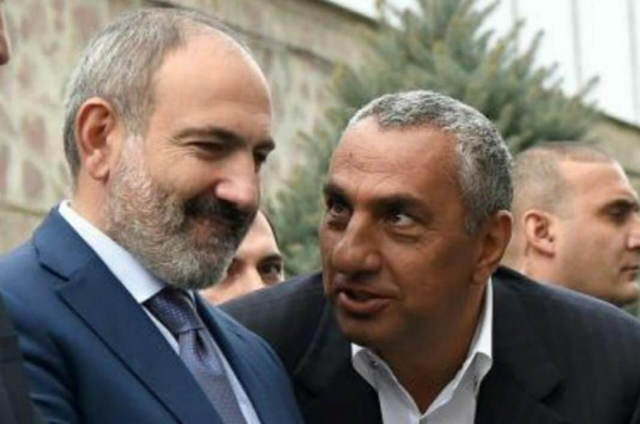 Սամվել Ալեքսանյանին պատկանող գործարաններում աշխատավարձ ստանում են 3000-5000 դրամ պակաս․ «Իրավունք»