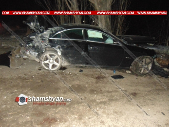 Լոռու մարզում ճանապարհի մերկասառույցի պատճառով Mercedes-ը բախվել է բետոնե արգելապատնեշներին, կան վիրավորներ